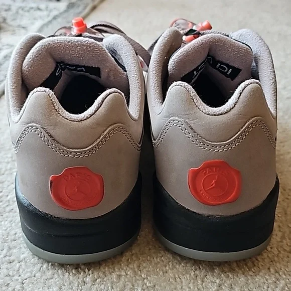 Paris Saint-Germain x Air Jordan 5 Retro Low ‘Paname’ - Picture 5 of 8